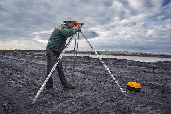 Servicios de Topografía · Topógrafos Servicios Topográficos y Geomáticos Santiago del Teide